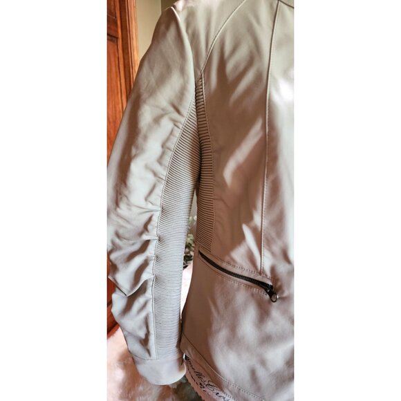BAGATELLE NWOT Bone Color Leather-Look Motorcycle Jacket Size S/P - Picture 8 of 9